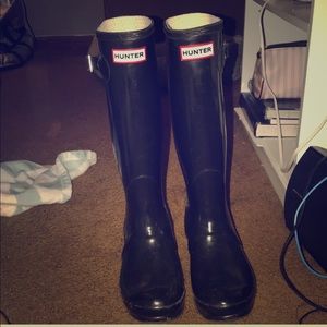 Tall hunter boots